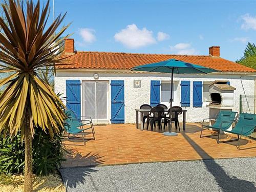 Holiday home - 4 persons -  - Le Pont Champaud - 85230 - St Urbain