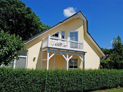 Holiday Home/Apartment - 2 persons -  - Göhrener Chaussee - 18586 - Baabe (Ostseebad)