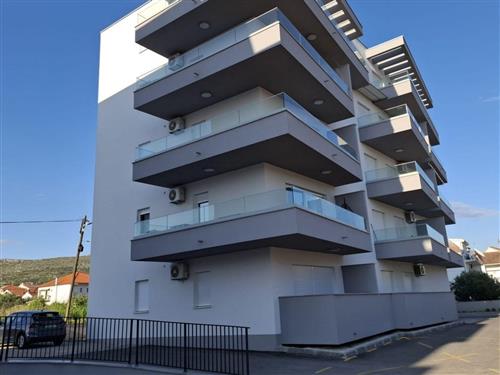 Holiday apartment - 4 persons -  - Ulica Hrvatskih žrtava - 21218 - Seget Donji