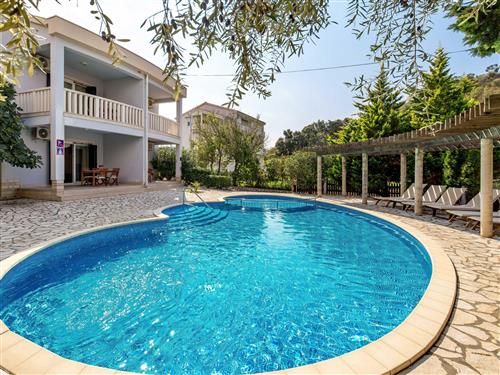 Ferieleilighet - 4 personer -  - Rab/Kampor - 51280