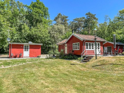 Fritidshus - 4 personer -  - Nyker Strandvej - Nyker - 3700 - Rønne