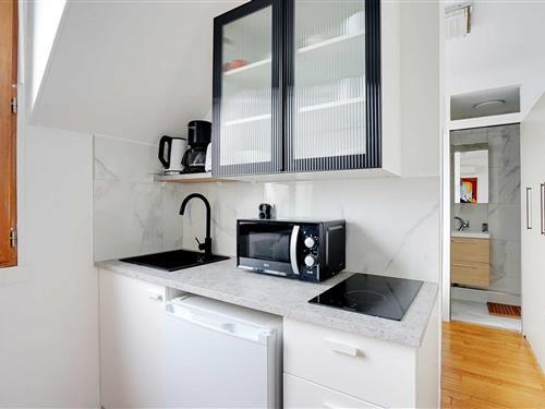 Holiday Home/Apartment - 2 persons -  - 75116 - Paris