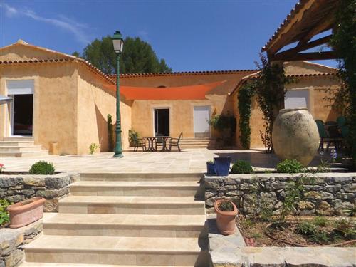 Holiday home - 8 persons -  - Sillans-La-Cascade - 83690