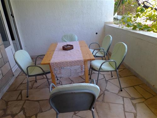 Holiday Home/Apartment - 3 persons -  - Ivan Dolac - 21465 - Ivan Dolac