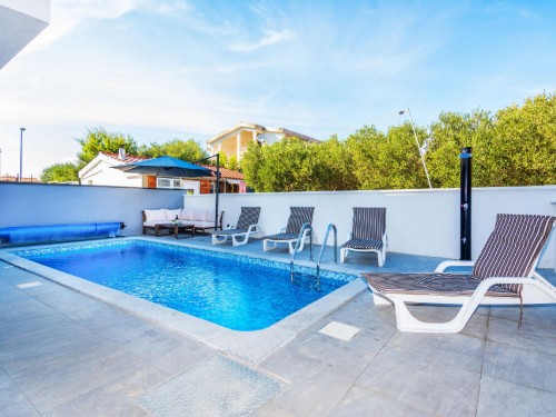 Holiday apartment - 6 persons -  - Krcevine ulica - 23234 - Vir