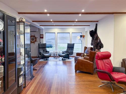 Ferieleilighet - 9 personer -  - Neverfjordveien - 9620 - Kvalsund