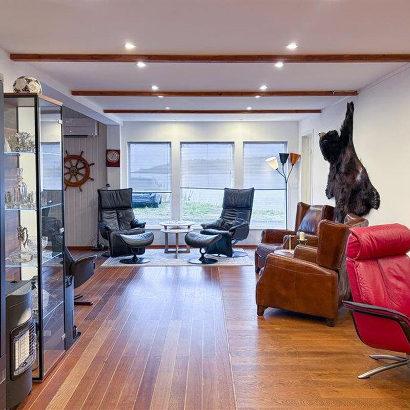 Ferielejlighed - 9 personer -  - Neverfjordveien - 9620 - Kvalsund