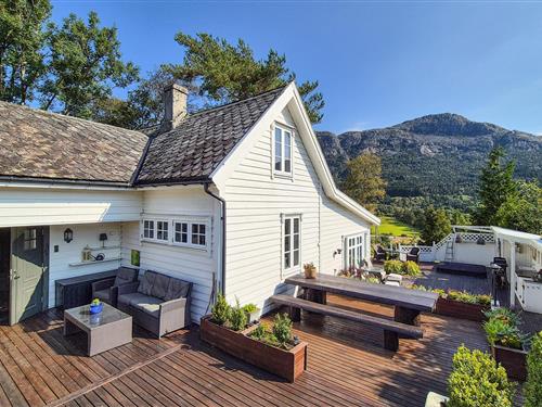 Sommerhus - 9 personer -  - Vikevegen - 5568 - Vikebygd