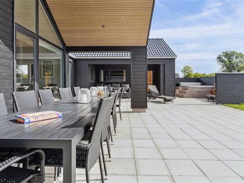 Holiday home - 14 persons -  - Strandkrogen - Hasmark - 5450 - Otterup