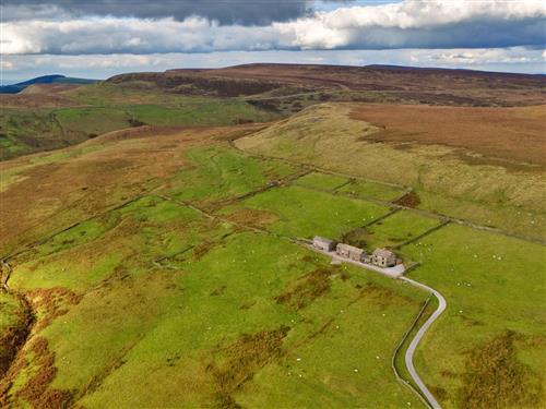 Holiday home - 12 persons -  - Buxton - SK17 0TG