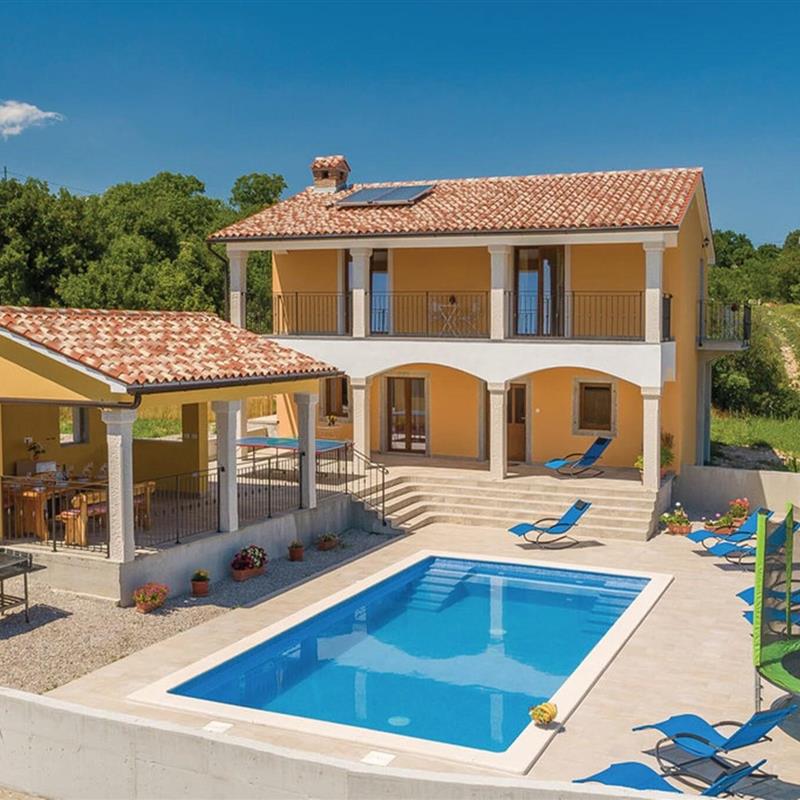 Villa - 8 personer -  - 52222 - Koromacno