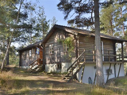 Holiday home - 7 persons -  - Eknöstigen - Västervik - 57295 - Figeholm