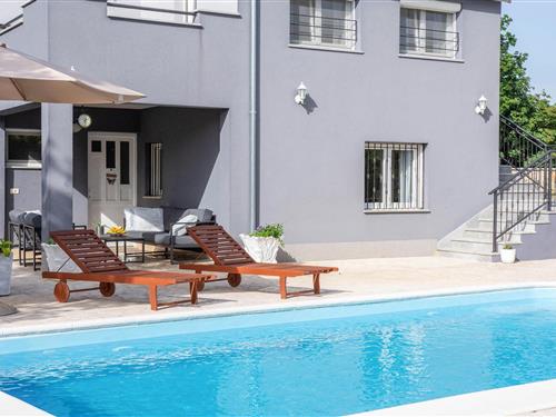 Holiday Home/Apartment - 8 persons -  - Mojanka - Split-Turjaci - 21232 - Turjaci