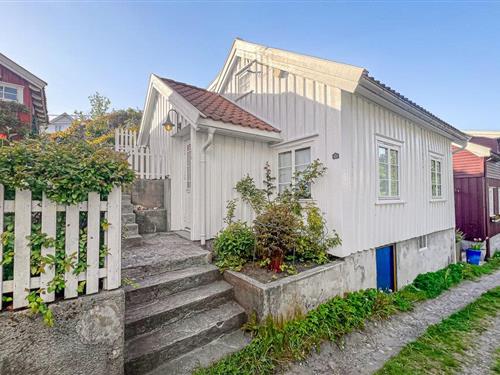 Fritidshus - 6 personer -  - Opplandsveien - 4877 - Grimstad