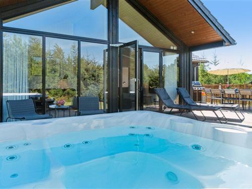 Sommerhus - 8 personer -  - Havrebakken - Sømarken - 3720 - Åkirkeby