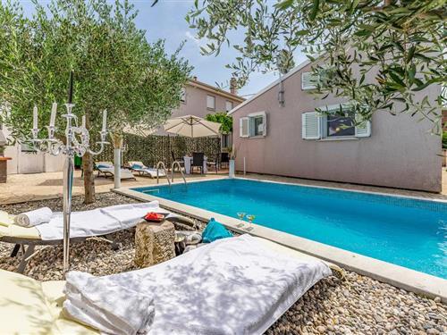 Feriehus - 5 personer -  - Ulica Franje Mosnja - Pula-Sisan - 52100 - Sisan