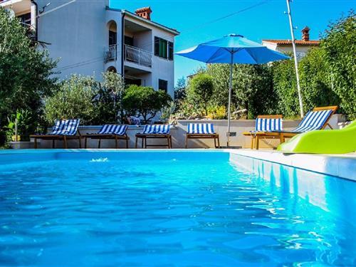 Holiday Home/Apartment - 12 persons -  - Pula - 52100 - Pula