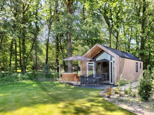 Holiday home - 4 persons -  - Nieuwe Molenweg 3 - - 7345 AP - Wenum-Wiesel