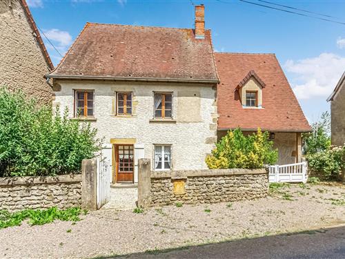 Holiday home - 6 persons -  - Le Bourg xx - 71800 - Oyé