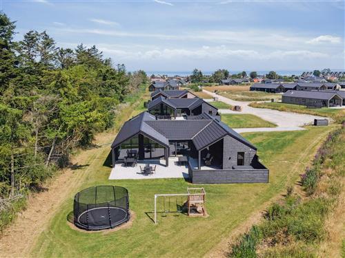 Sommerhus - 16 personer -  - Strandkrogen - Hasmark - 5450 - Otterup