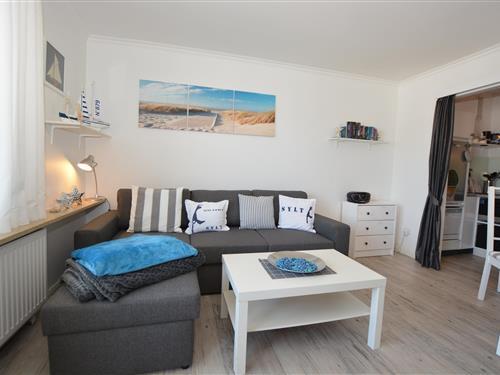 Holiday Home/Apartment - 3 persons -  - Elisabethstrasse - 25980 - Westerland