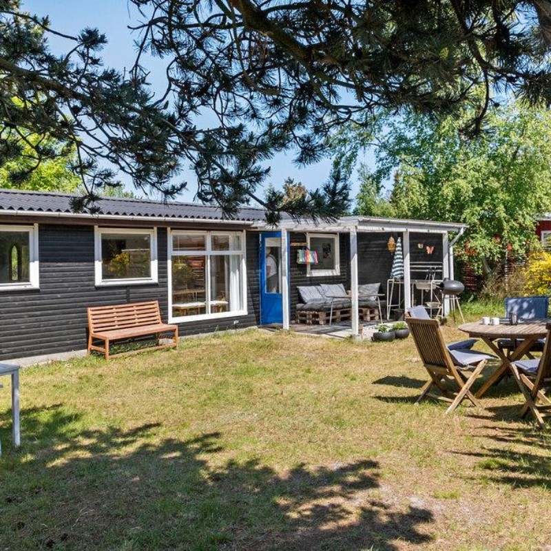 Sommerhus - 4 personer -  - Rødtjørnevej - Marielyst - 4873 - Væggerløse