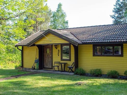 Sommerhus - 5 personer -  - Gyllinge Hassebo - 59991 - Ödeshög