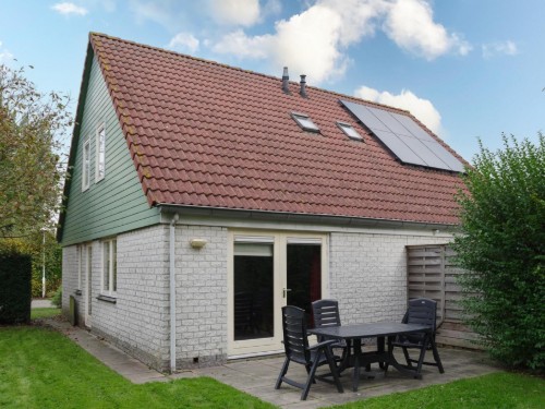 Holiday home - 5 persons -  - 4424NS - Wemeldinge