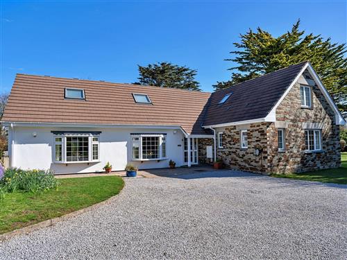 Holiday home - 8 persons -  - Wadebridge - Padstow - PL27 6np