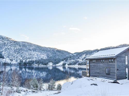 Sommerhus - 9 personer -  - Duesundøyna - Duesundøyna/Masfjorden/Vestlan - 5981 - Masfjordnes