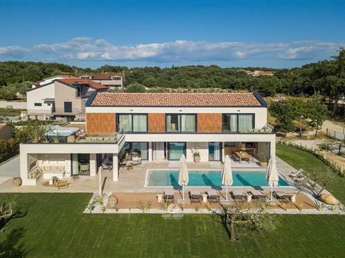 Feriehus - 10 personer -  - 52000 - Pazin