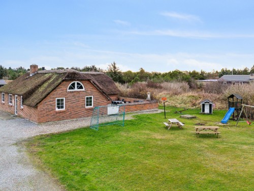Sommerhus - 12 personer -  - Brunbjergvej 29, Lodbjerg Hede - Lodbjerg Hede - 6950 - Ringkøbing