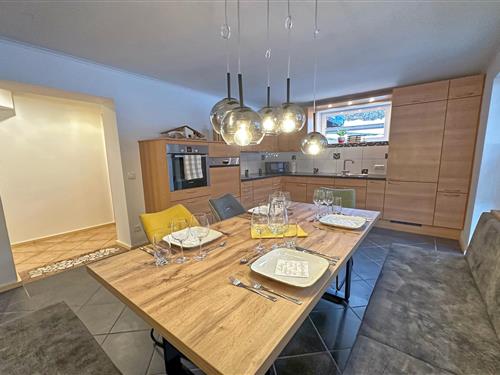 Ferielejlighed - 7 personer -  - 5561 - Untertauern
