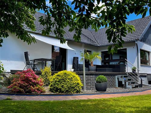  - 3 Personen -  - Querstraße - 03044 - Cottbus