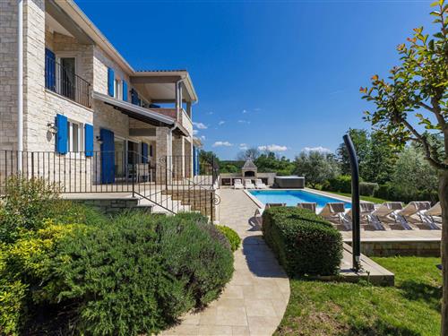 Holiday home - 10 persons -  - Porec/Višnjan - 52463