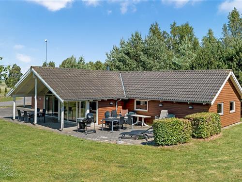 Sommerhus - 8 personer -  - Myggefjed - Bredfjed - 4970 - Rødby