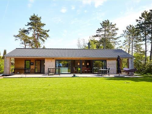 Sommerhus - 9 personer -  - Thorsvej - Nordstrand - 4500 - Nykøbing Sj