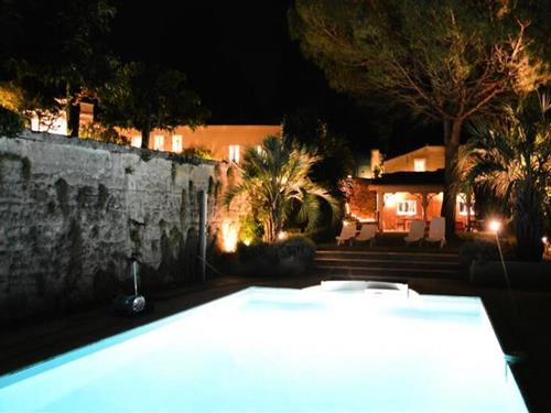 Holiday apartment - 16 persons -  - 33710 - Saint-Ciers-De-Canesse