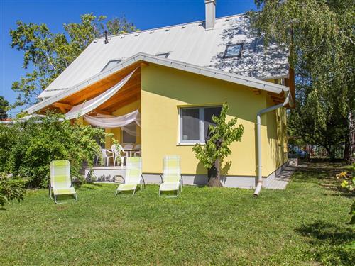 Sommerhus - 8 personer -  - Balatonbereny - 8649