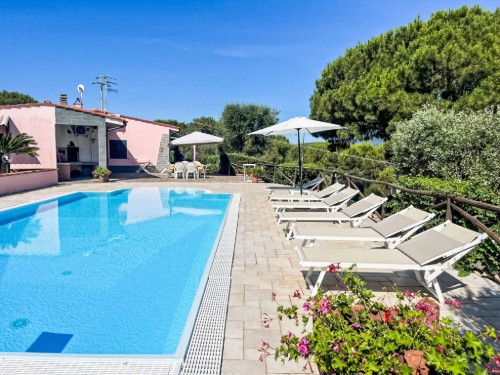 Sommerhus - 8 personer -  - 57031 - Capoliveri
