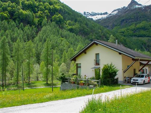 Semesterhus/Semesterlägenhet - 5 personer -  - Sonogno - 6637