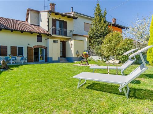 Sommerhus - 3 personer -  - Strada Varisero - Monferrato - 14012 - Ferrere