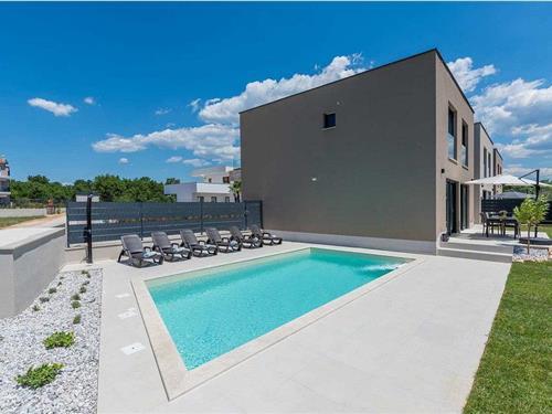 Holiday home - 6 persons -  - Stancija Vergotini - 52440 - Porec