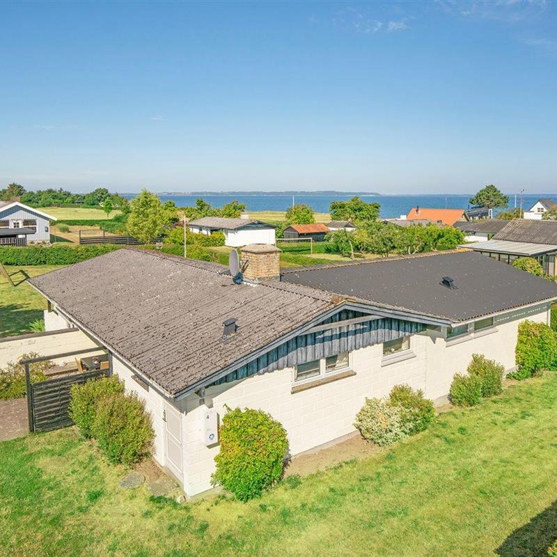 Sommerhus - 8 personer -  - Stokrosevej - Bro Strand - 5464 - Brenderup