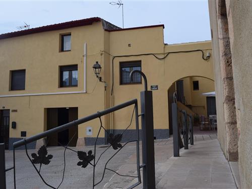 Holiday Home/Apartment - 8 persons -  - Calle de la Iglesia, Nº - 43718 - Tarragona