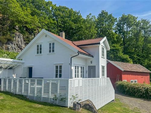 Holiday home - 6 persons -  - Bjørnevågsveien - Lyngdal/ Farsund - 4580 - Lyngdal