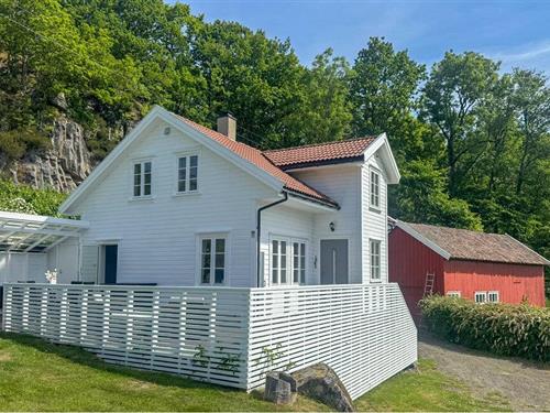 Sommerhus - 6 personer -  - Bjørnevågsveien - Lyngdal/ Farsund - 4580 - Lyngdal
