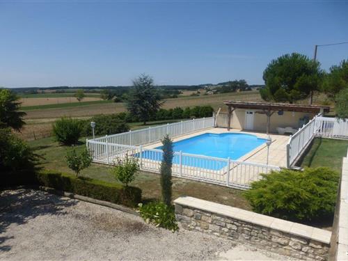 Holiday home - 19 persons -  - 47150 - Monségur