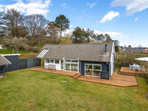 Emne nr.: 130-D17750