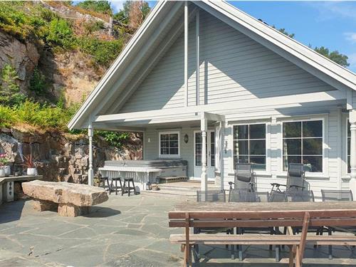 Sommerhus - 11 personer -  - Lussevikvn - Lindesnes/Lussevika - 4521 - Lindesnes
